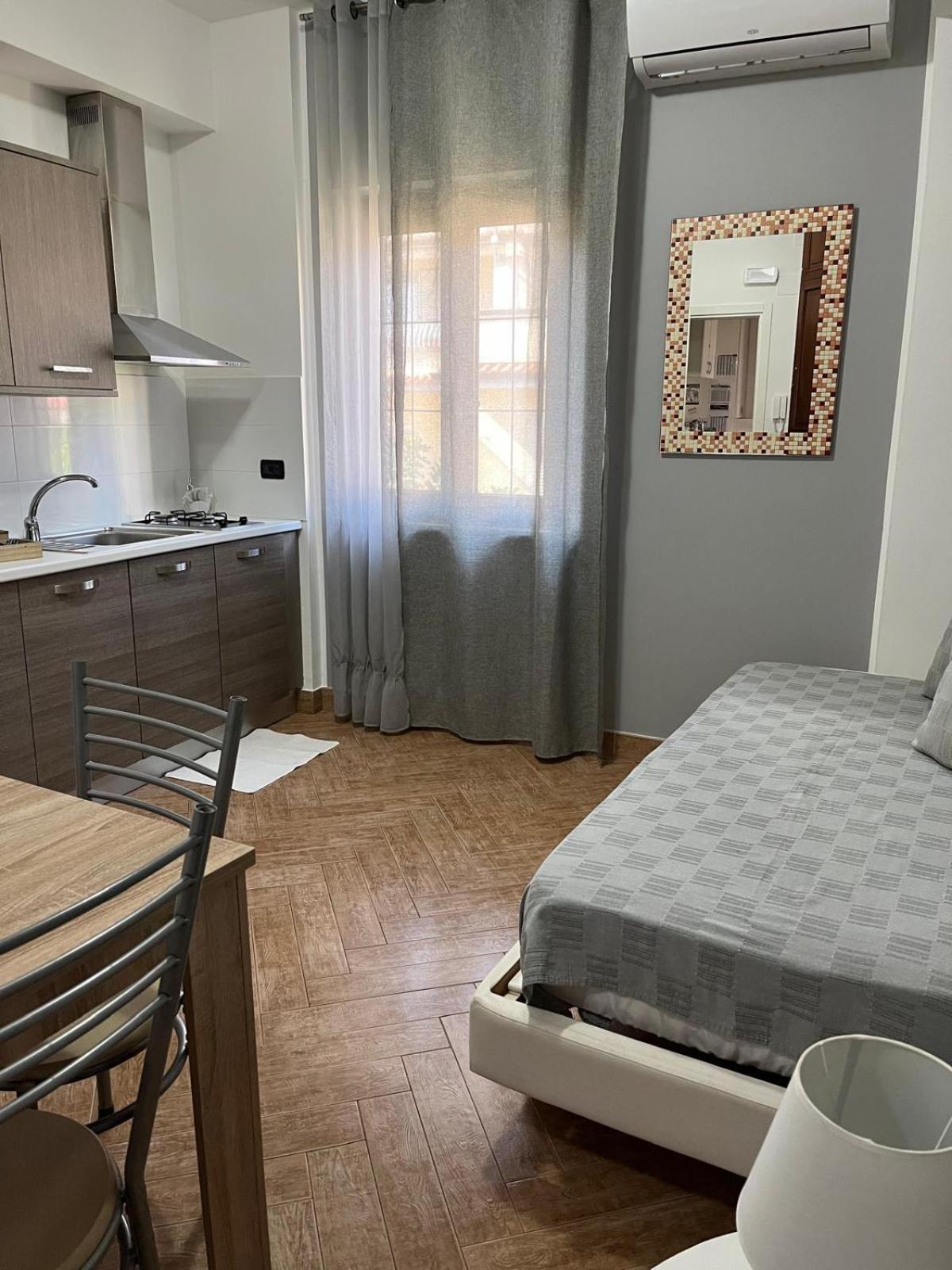 Lamezia Park Apartments Lamezia Terme Kültér fotó